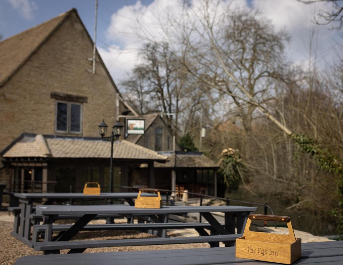 The Fox At Barrington Hotel Burford Exterior photo
